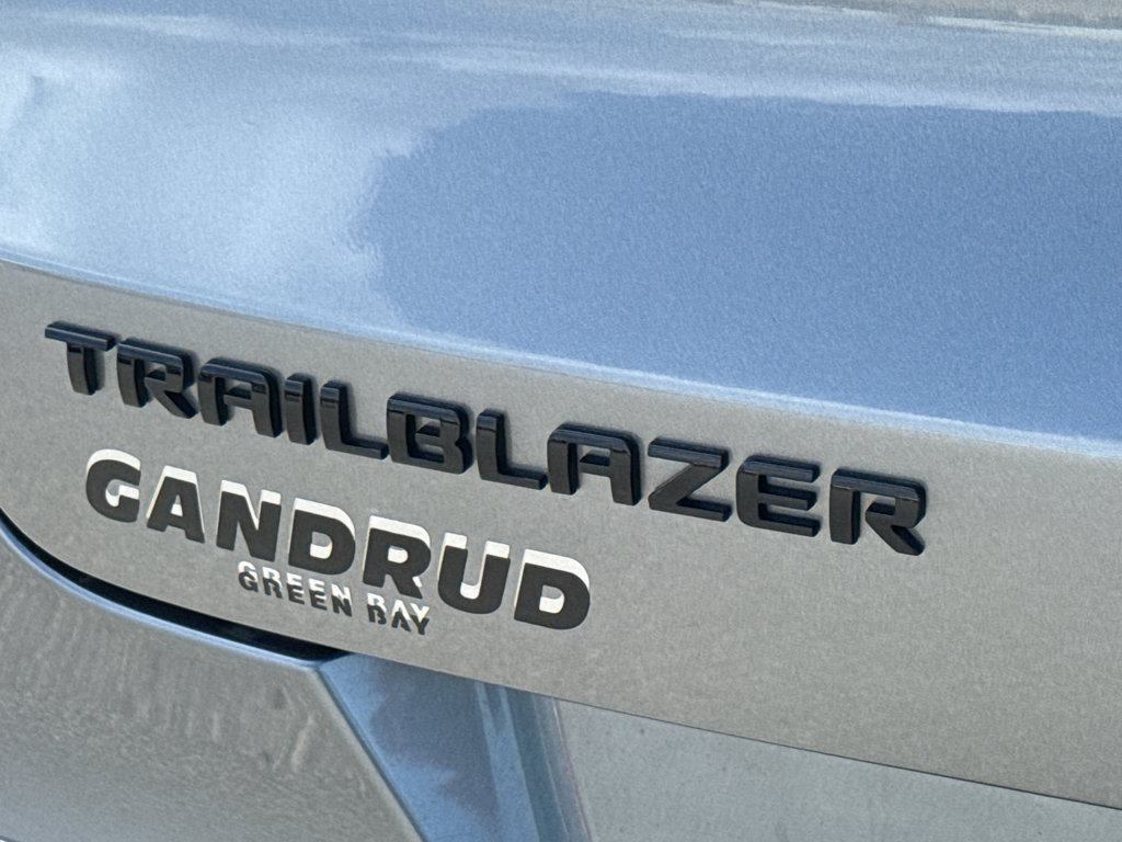 Used 2021 Chevrolet TrailBlazer RS w/ Convenience Package FWD image 8
