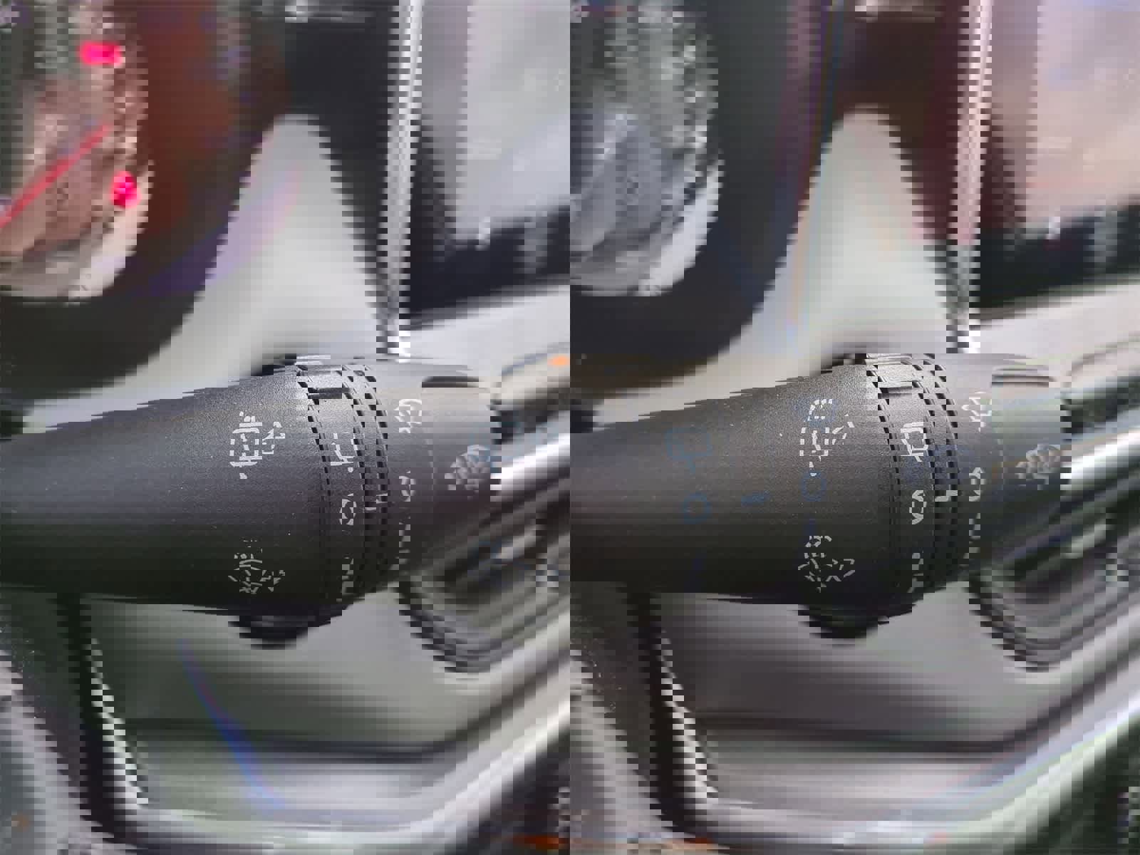 Used 2023 Jeep Compass Limited image 25