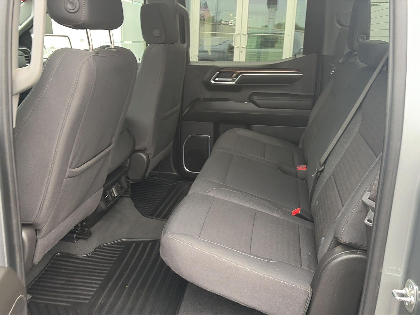 Used 2025 Chevrolet Silverado 1500 LT AWD/4WD image 9