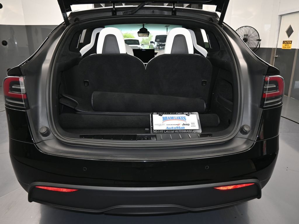 Used 2022 Tesla Model X Plaid image 31