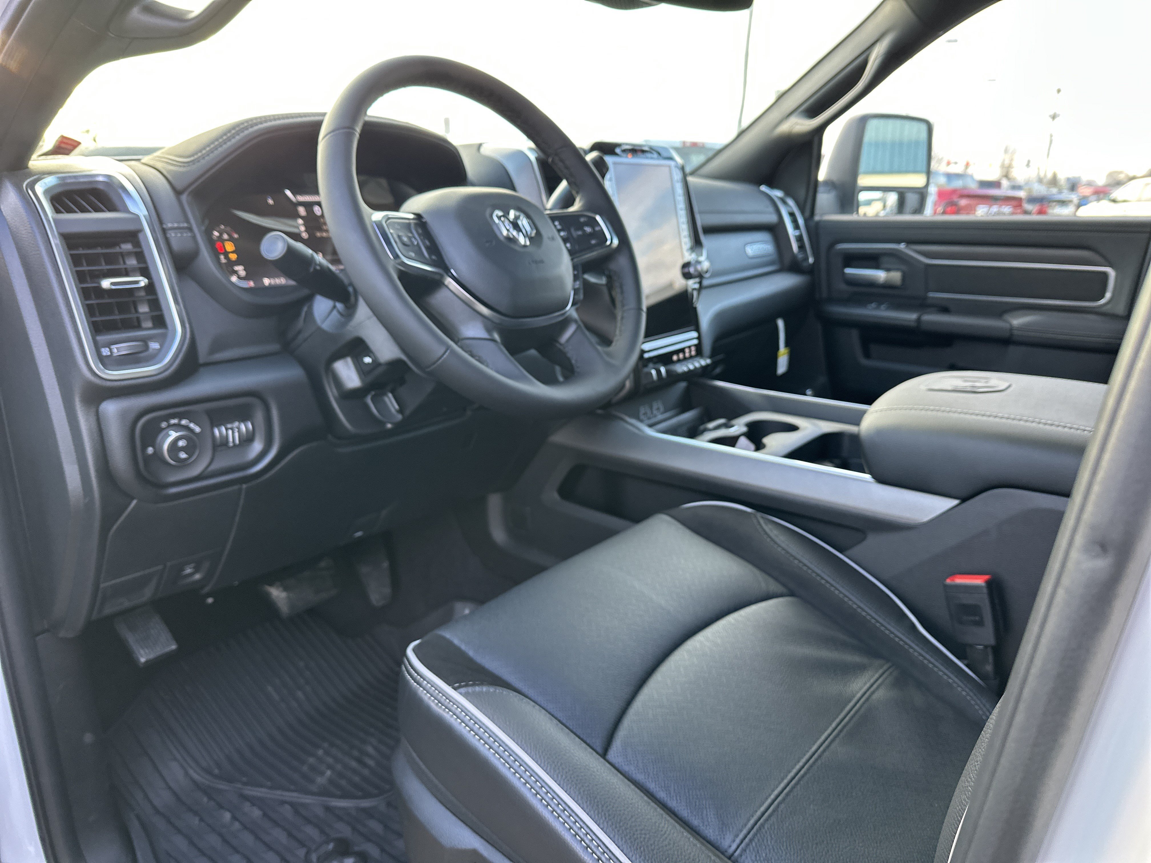 New 2026 RAM 2500 Laramie w/ Sport Appearance Package AWD/4WD image 10