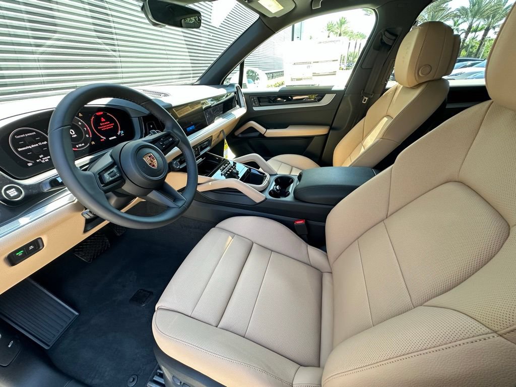New 2026 Porsche Cayenne AWD/4WD image 15