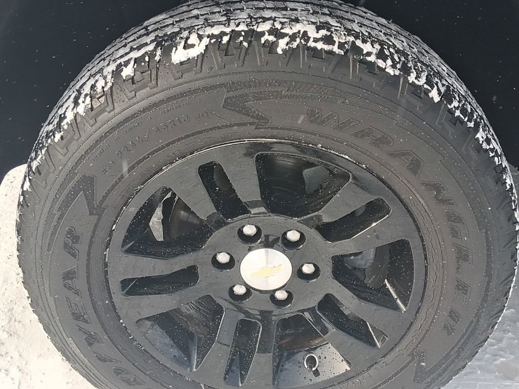 Used 2019 Chevrolet Tahoe LT image 12