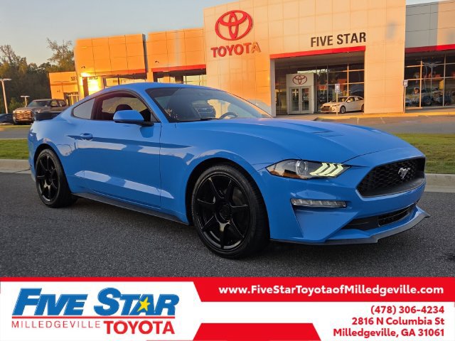 Used 2022 Ford Mustang Coupe RWD image 1