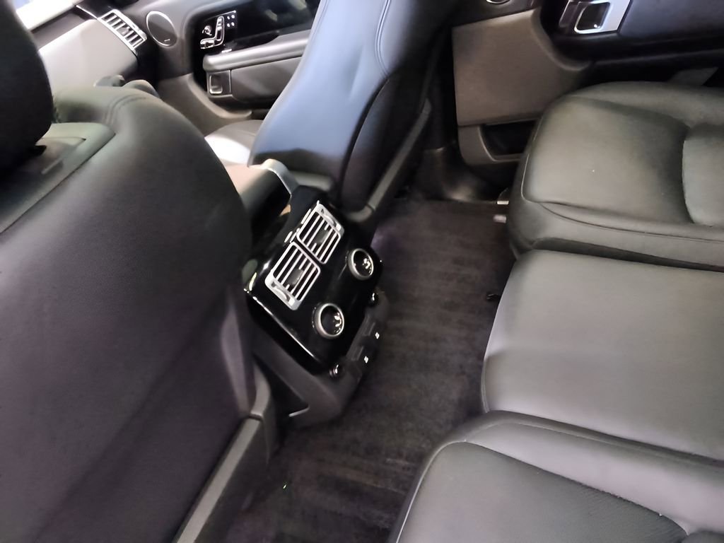 Used 2020 Land Rover Range Rover HSE AWD/4WD image 29