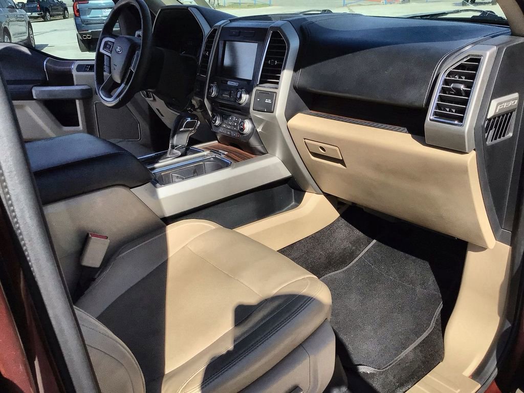 Used 2015 Ford F150 Lariat w/ Equipment Group 502A Luxury image 30