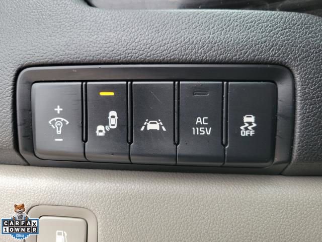 Used 2020 Kia Sedona SX image 25