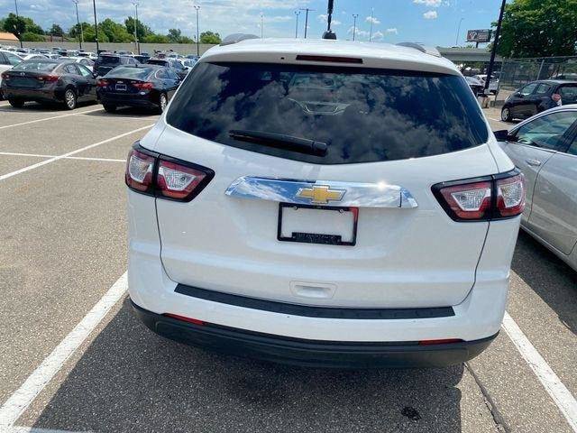 Used 2017 Chevrolet Traverse LS FWD image 12