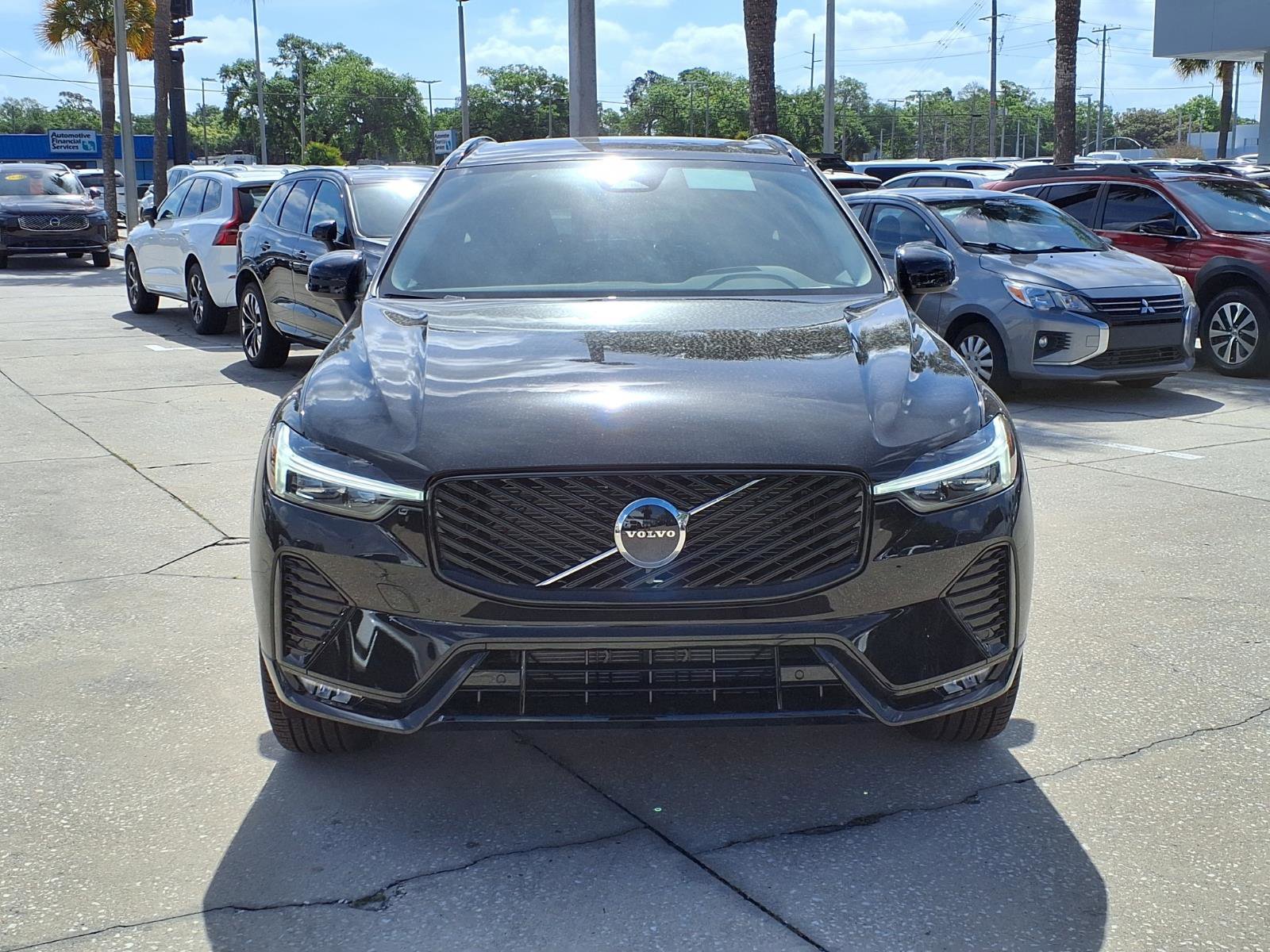 New 2026 Volvo XC60 B5 Core w/ Protection Package Premier AWD/4WD image 2