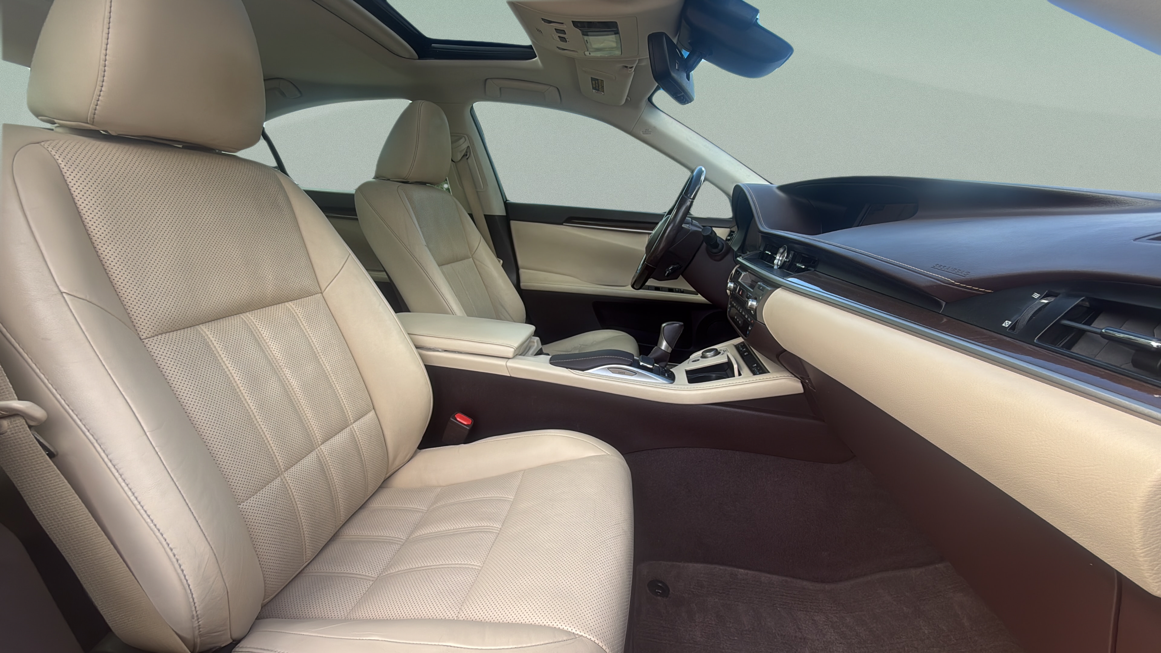 Used 2016 Lexus ES 350 w/ Luxury Package w/Wood Trim FWD image 30