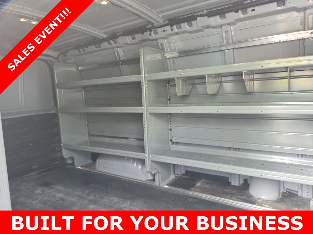 Used 2021 Chevrolet Express 2500 w/ Communications Package RWD image 12