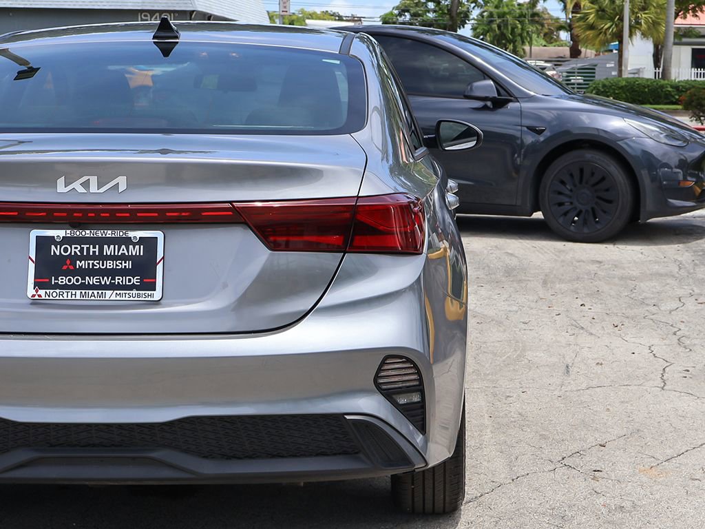 Used 2024 Kia Forte LXS FWD image 13