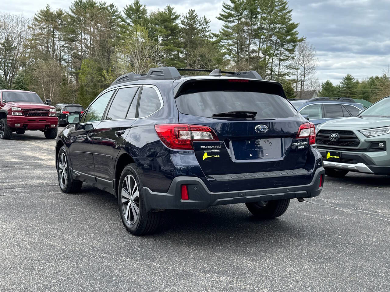 Used 2018 Subaru Outback 3.6R Limited AWD/4WD image 4