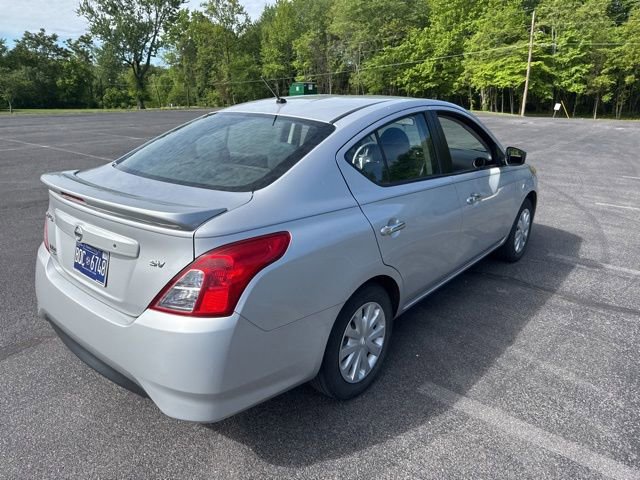 Used 2019 Nissan Versa SV FWD image 6