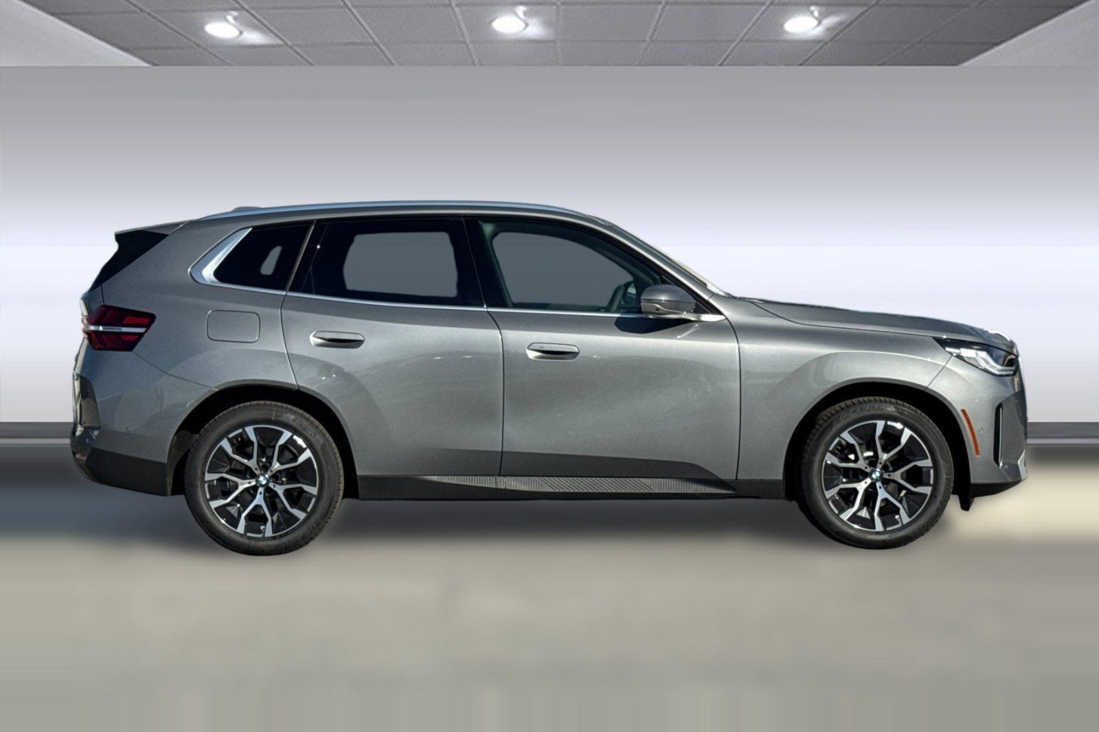 Used 2026 BMW X3 xDrive30i w/ Premium Package AWD/4WD image 8