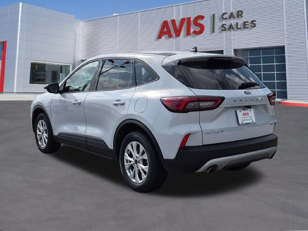 Used 2025 Ford Escape Active AWD/4WD image 9