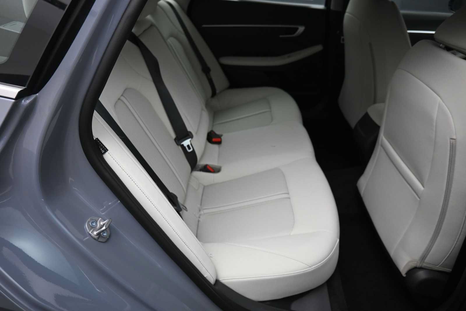 New 2026 Hyundai Sonata SEL FWD image 22