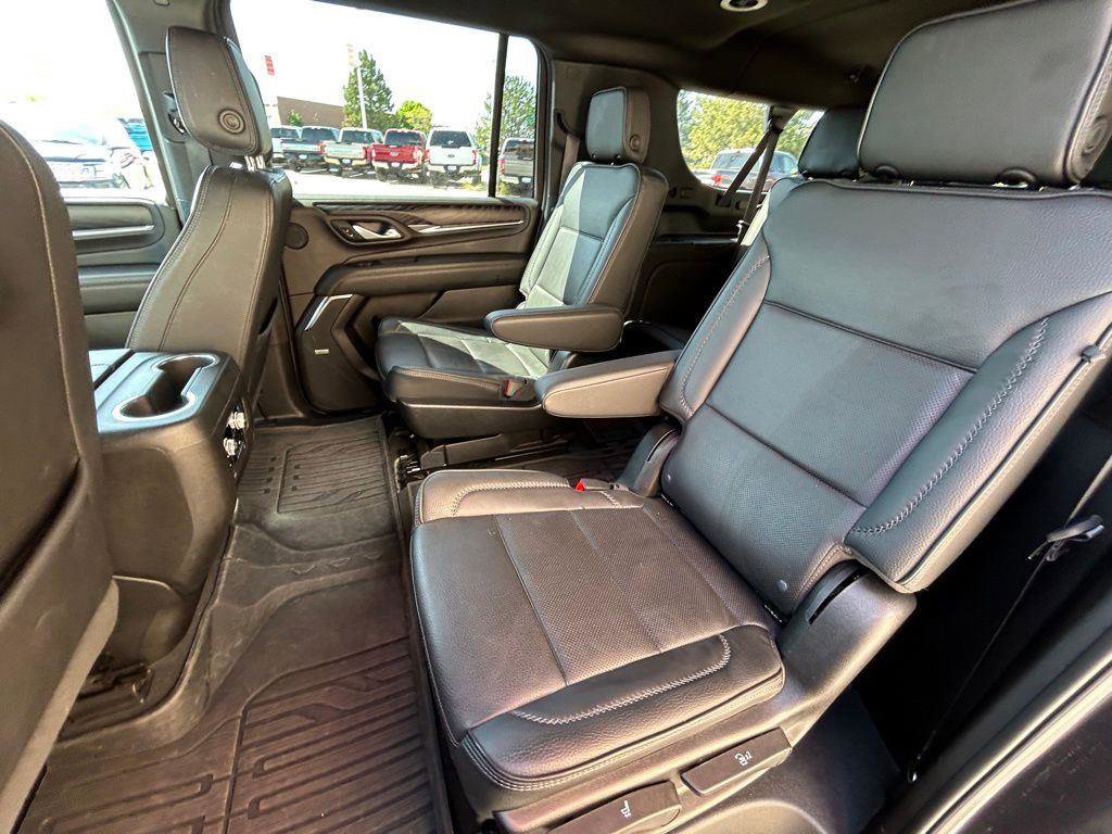Used 2023 GMC Yukon XL Denali image 20
