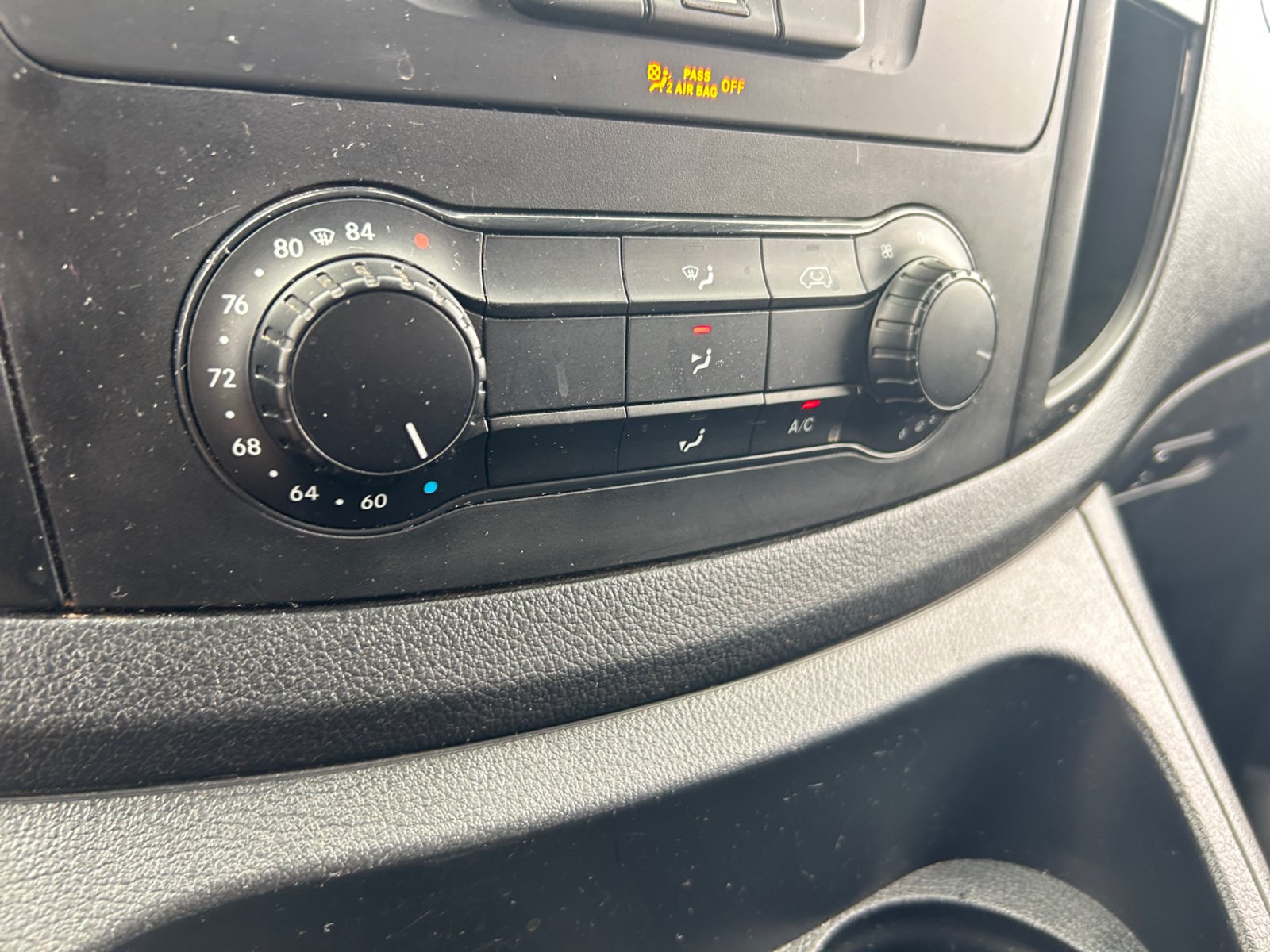Used 2021 Mercedes-Benz Metris image 12