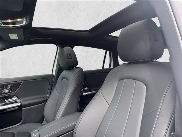 Used 2026 Mercedes-Benz GLA 250 image 13