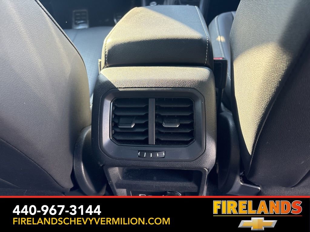 Used 2023 Volkswagen Tiguan SE R-Line image 44