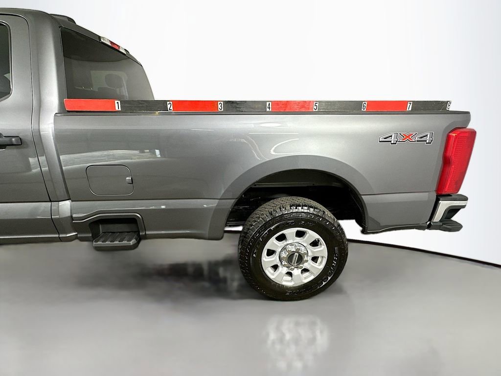 Used 2023 Ford F250 XLT image 34