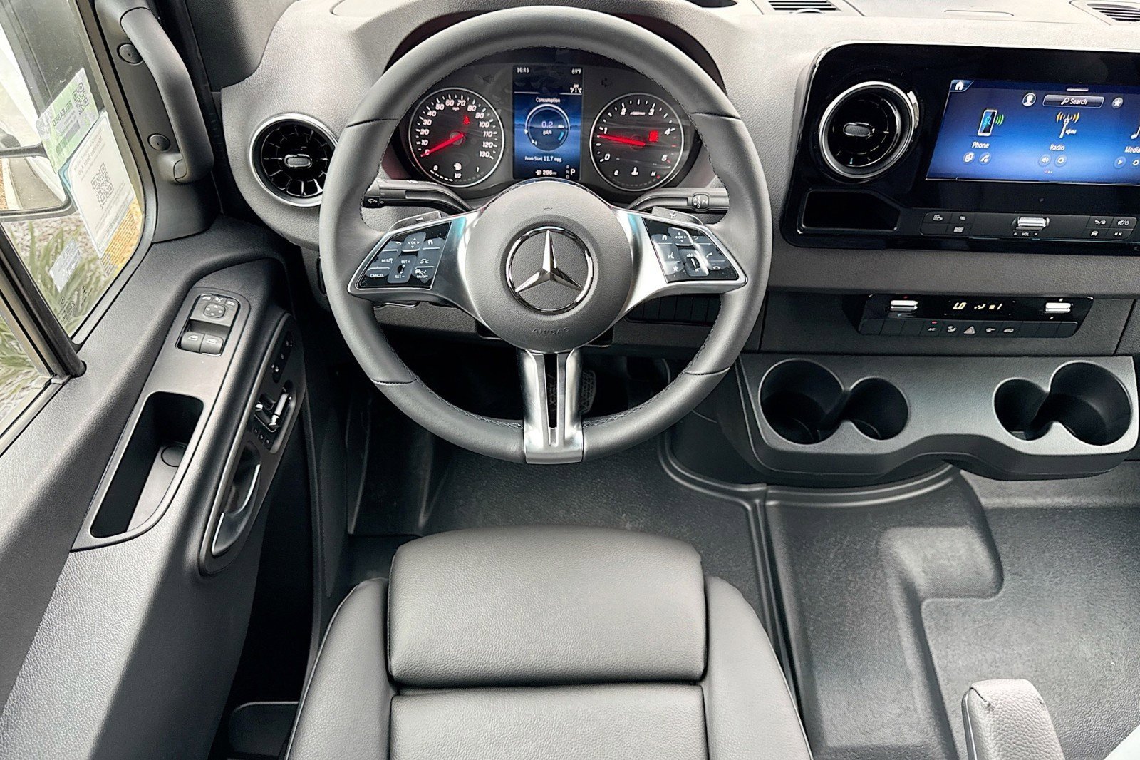 New 2025 Mercedes-Benz Sprinter 2500 image 19