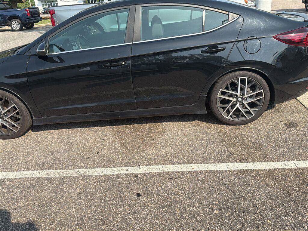 Used 2020 Hyundai Elantra Sport w/ Cargo Package (C1) FWD image 2