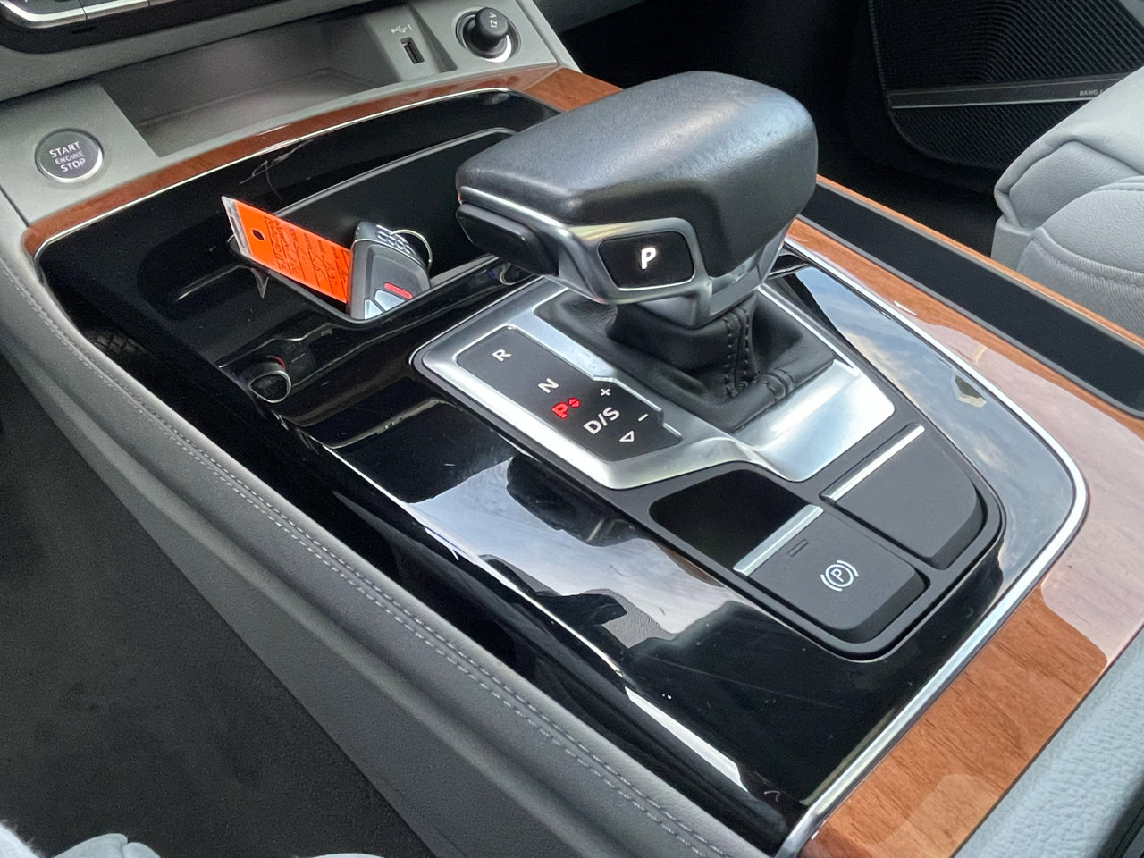 Used 2022 Audi Q5 e Premium Plus w/ Premium Plus Package image 54