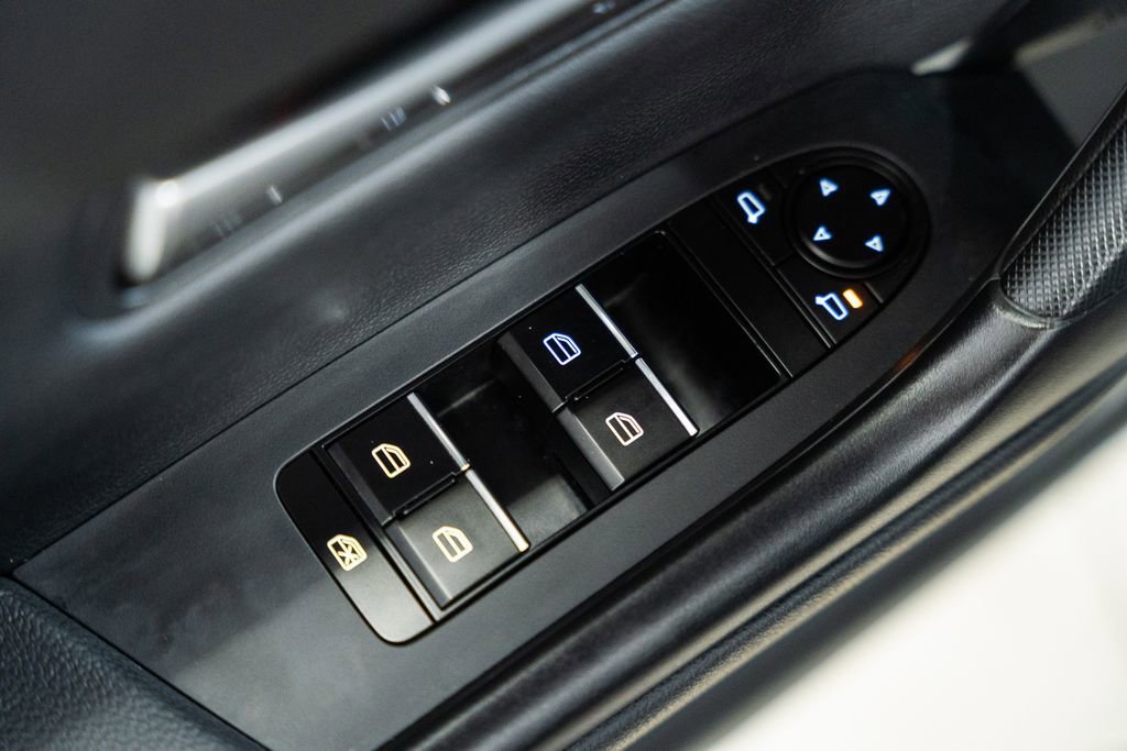 Used 2025 MAZDA CX-50 AWD 2.5 S w/ Premium Package image 44