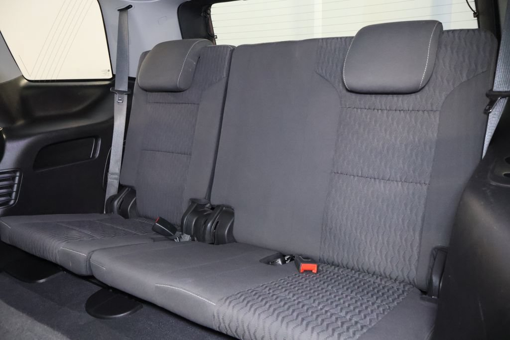 Used 2019 GMC Yukon SLE w/ HD Trailering Package AWD/4WD image 15