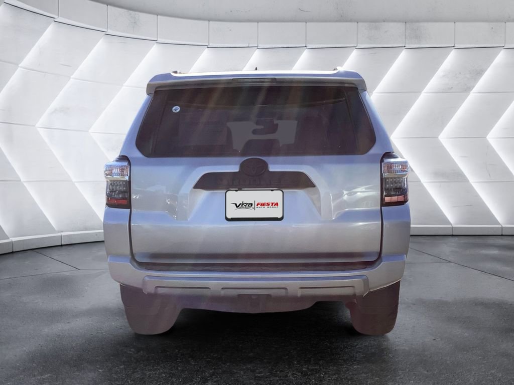 Used 2022 Toyota 4Runner TRD Off-Road Premium AWD/4WD image 5