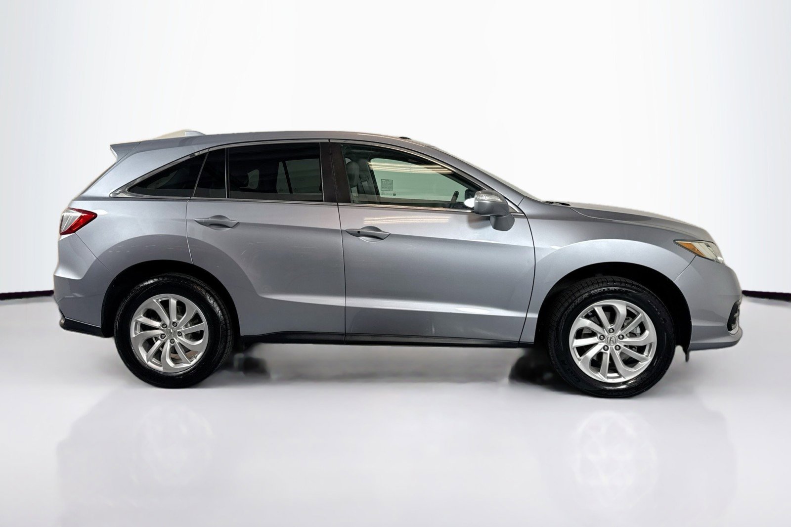 Used 2016 Acura RDX w/ Technology Package image 4