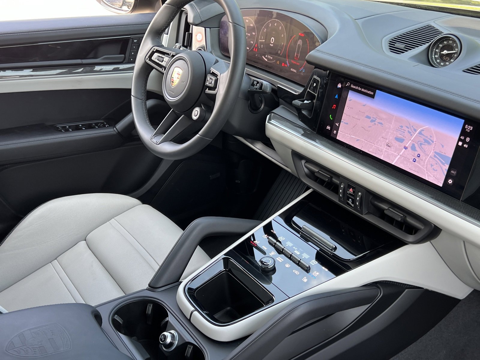 New 2025 Porsche Cayenne S image 13