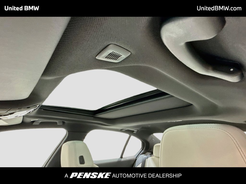 New 2027 BMW 530i w/ Premium Package RWD image 12
