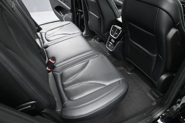 Used 2023 Lincoln Nautilus Reserve AWD/4WD image 18