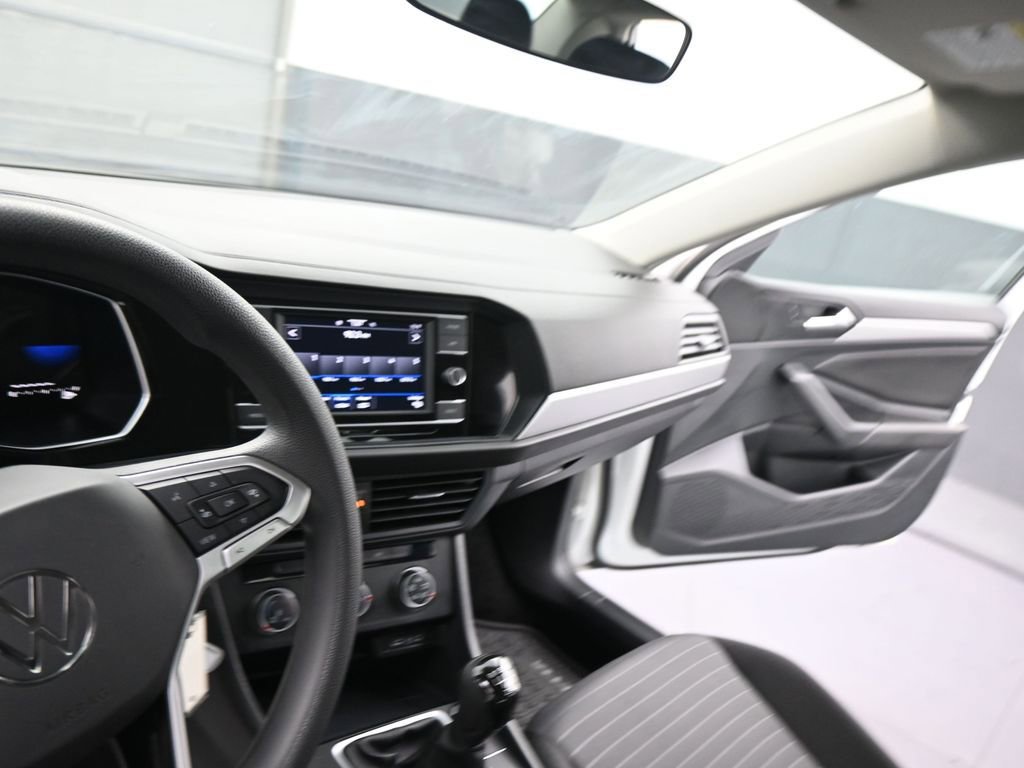 Used 2023 Volkswagen Jetta S image 38