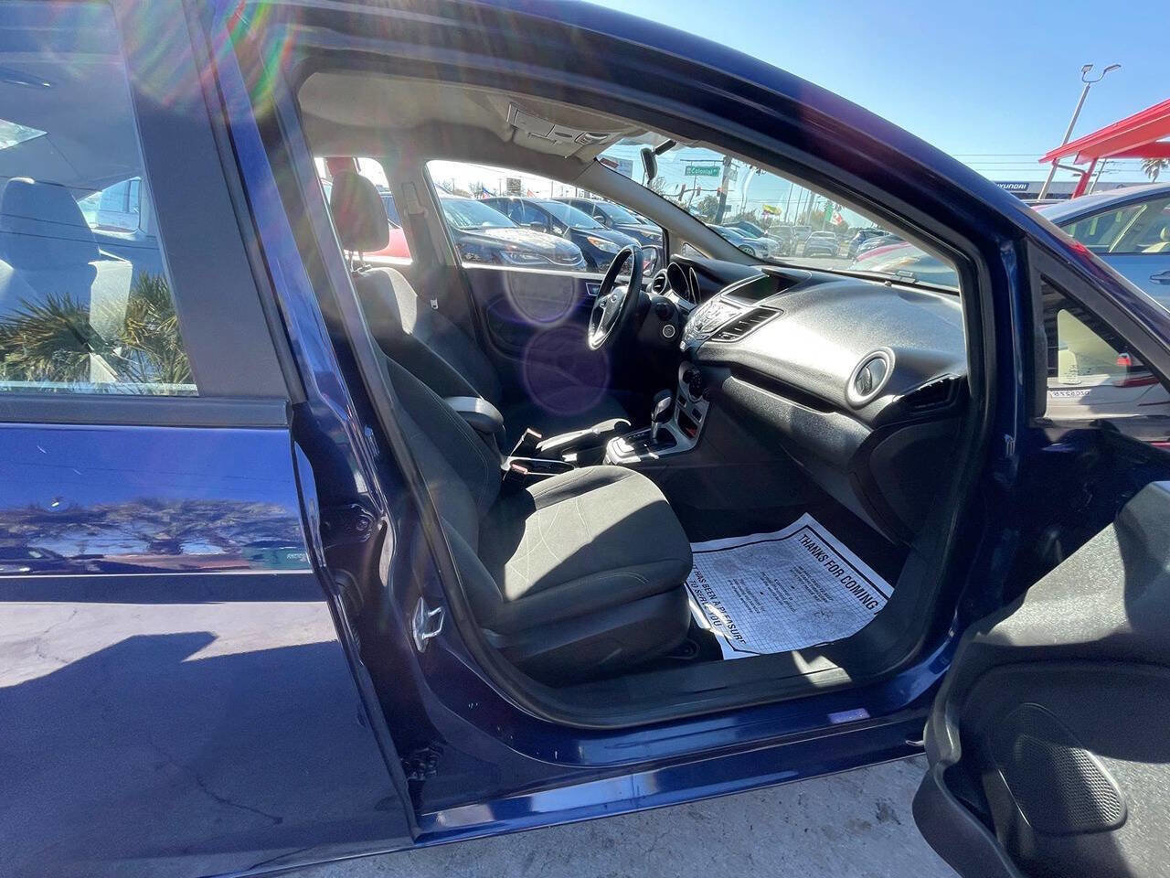 Used 2016 Ford Fiesta SE image 14