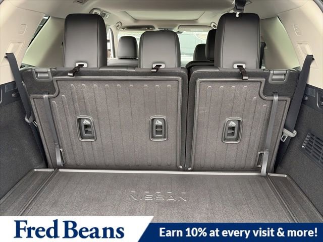 New 2026 Nissan Pathfinder Platinum image 14
