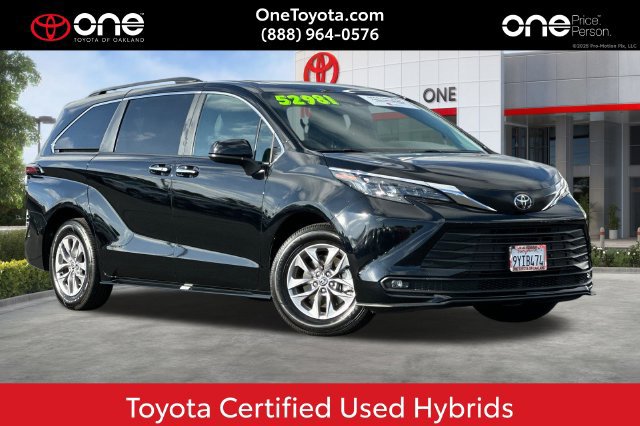 Certified 2026 Toyota Sienna XLE