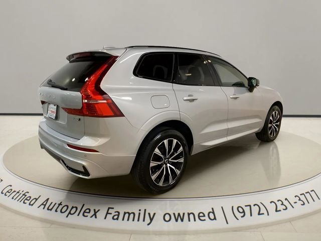 Used 2025 Volvo XC60 B5 Core AWD/4WD image 5