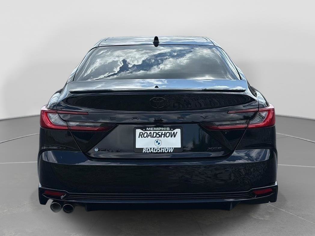Used 2025 Toyota Camry XSE FWD image 4