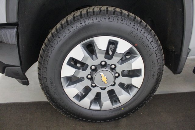 Used 2024 Chevrolet Silverado 2500 Custom w/ Custom Value Package image 20