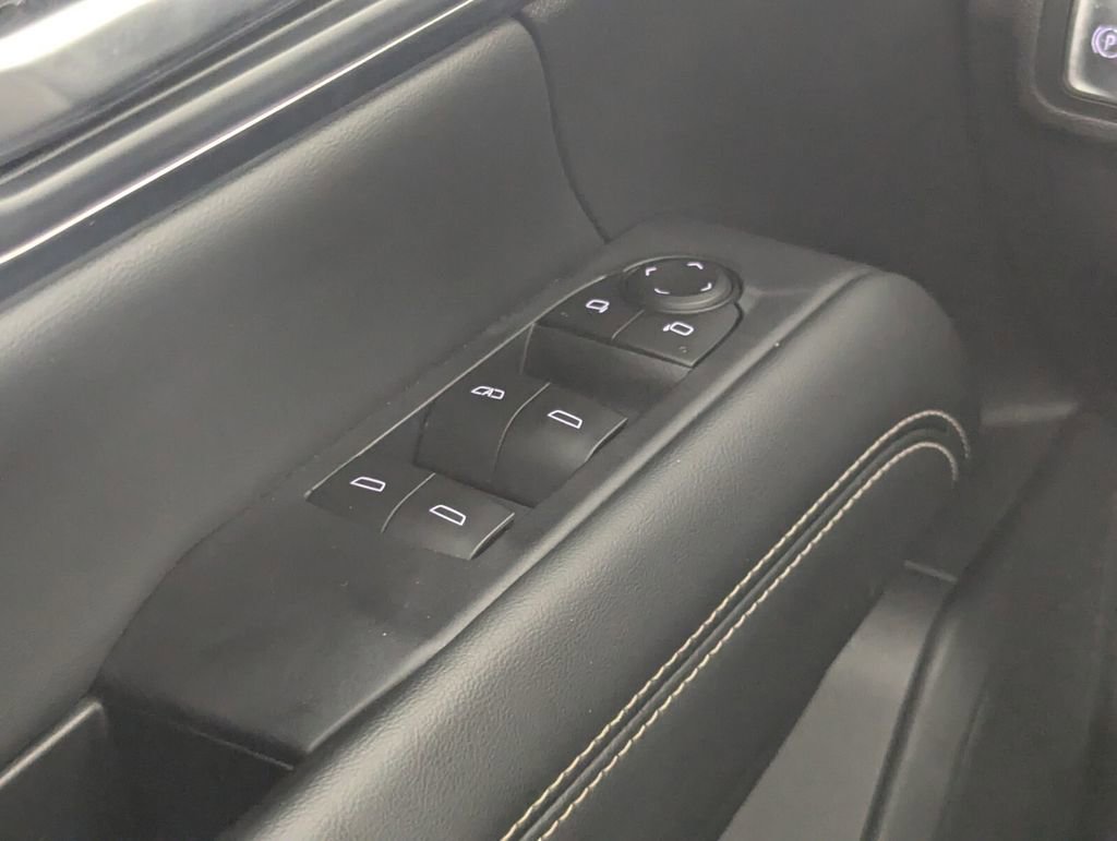 Used 2026 GMC Terrain Elevation image 17