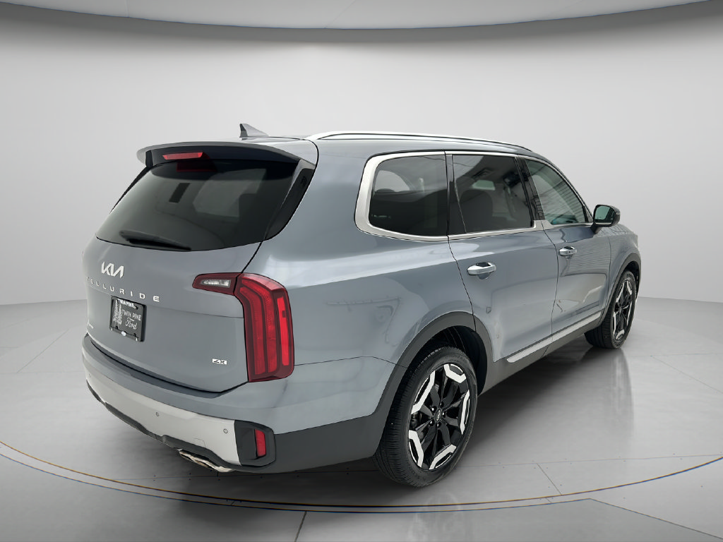 Used 2025 Kia Telluride S AWD/4WD image 4
