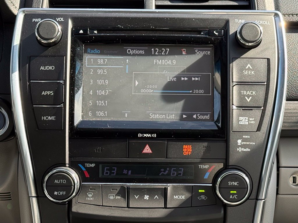 Used 2016 Toyota Camry XLE w/ Moonroof Package FWD image 26