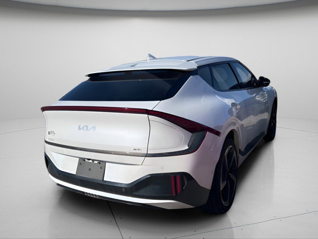 Used 2023 Kia EV6 GT image 12
