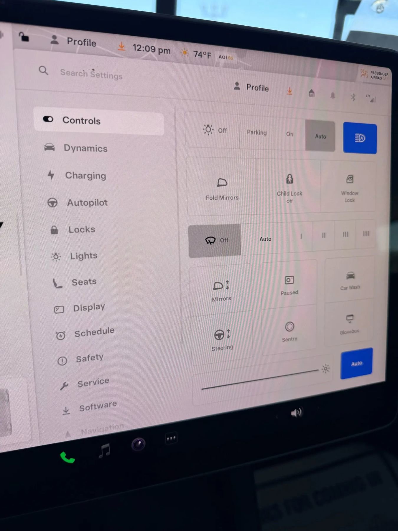 Used 2022 Tesla Model Y Long Range image 28