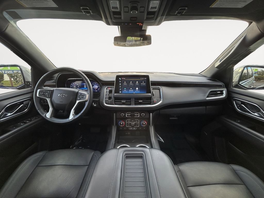 Used 2023 Chevrolet Tahoe Z71 w/ Z71 Off-Road Package AWD/4WD image 13