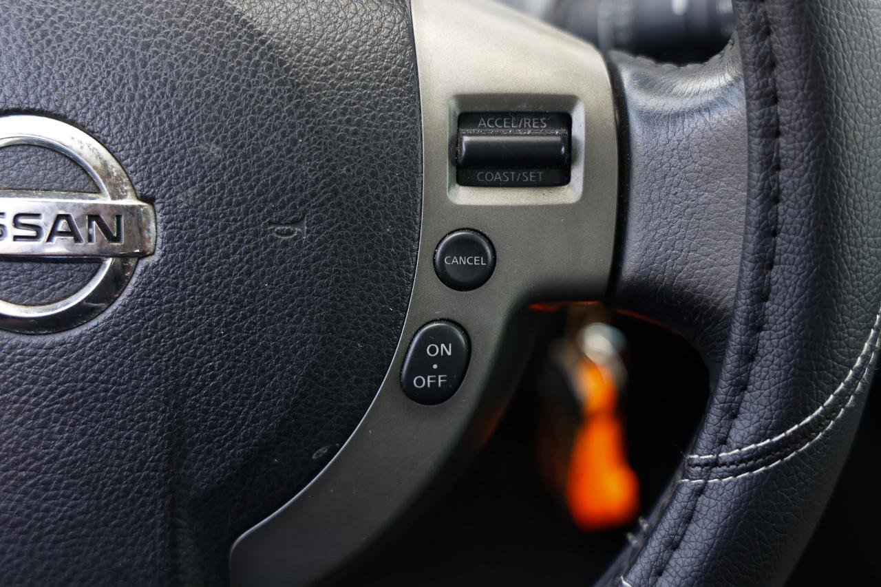 Used 2011 Nissan Rogue SV w/ SL Pkg image 25